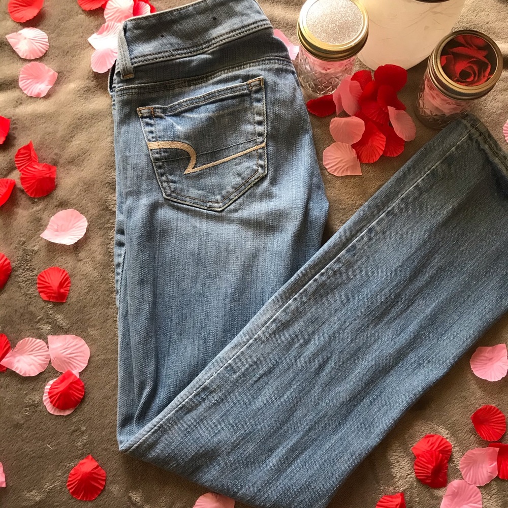 America eagle jeans.